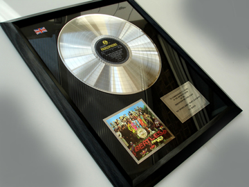 Picture of Beatles Record Award: "SGT PEPPER" PLATINUM