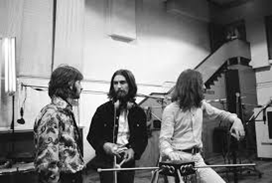 The Beatles - A Day in The Life: October 6, 1969